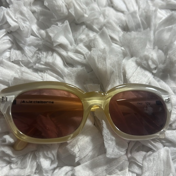 Vintage liz claiborne Women’s Square Plastic Sunglasses Made In Italy